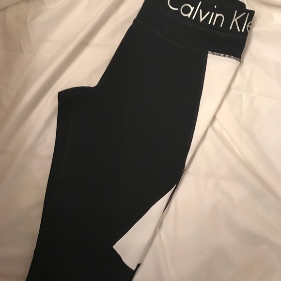 Sold 💥💥New condition Calvin Klein Workout Pants! - Picture 1 of 6